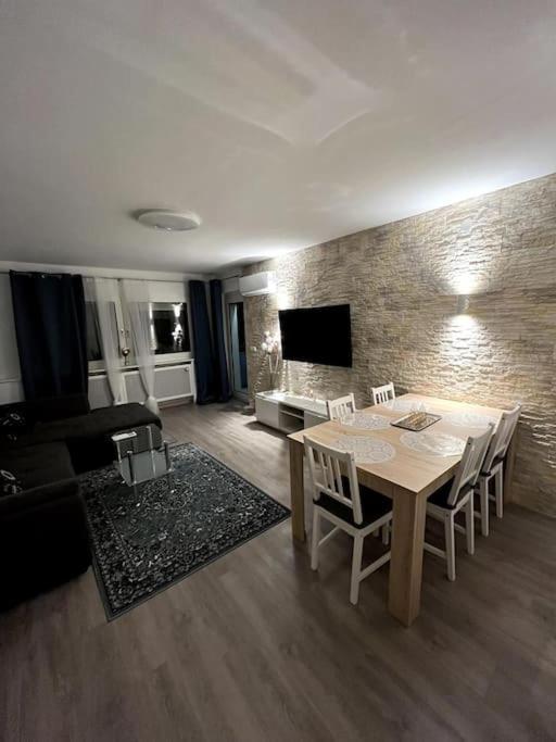 Familienwohnung Naehe Europapark, Messe, Gifiz See Оффенбург Екстер'єр фото